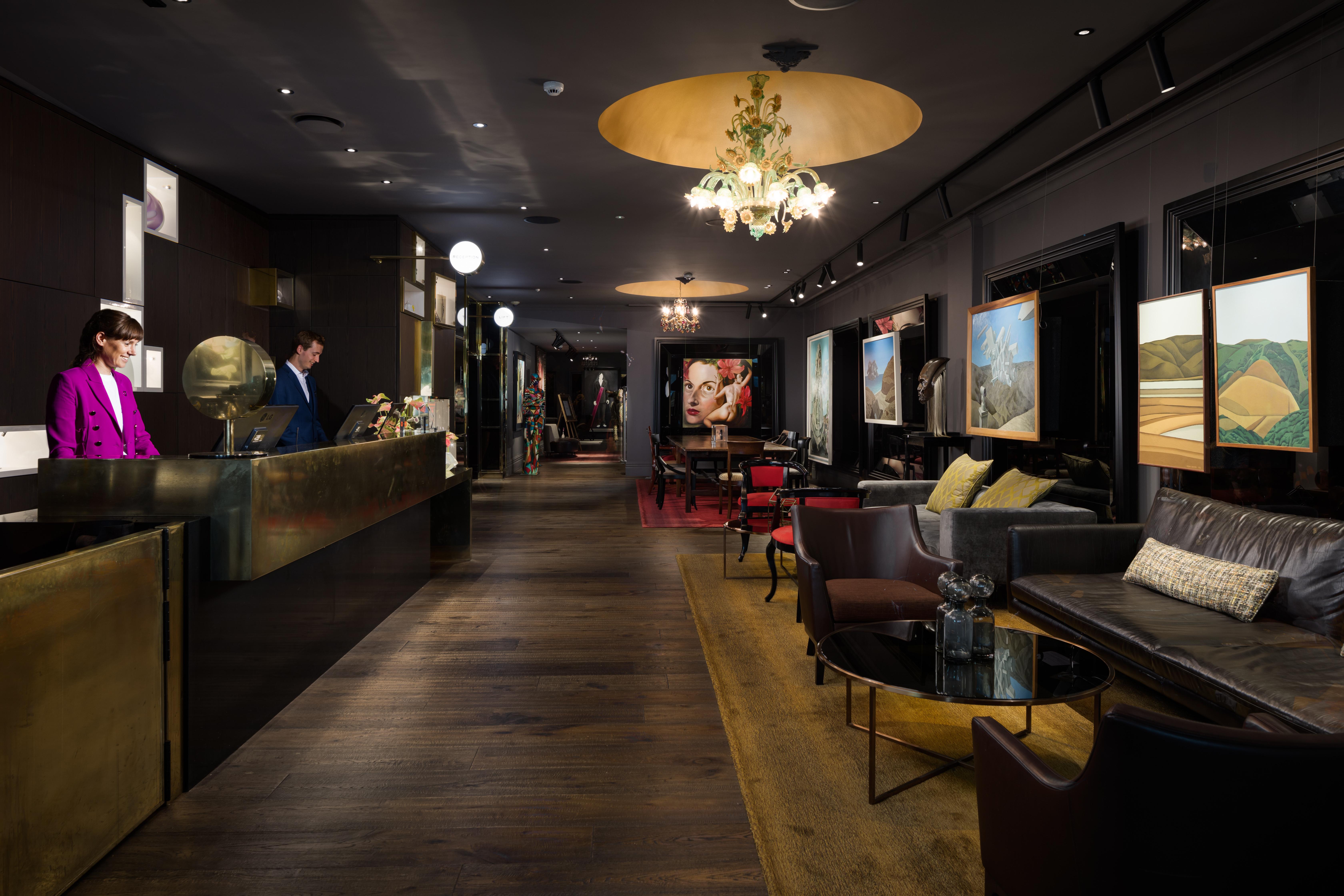 Qt 웰링턴 아파트먼트 외부 사진 The lobby of the hotel